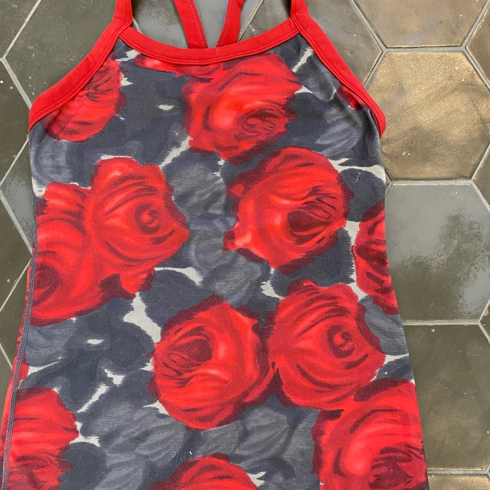Lululemon Power Y tank, size 6.